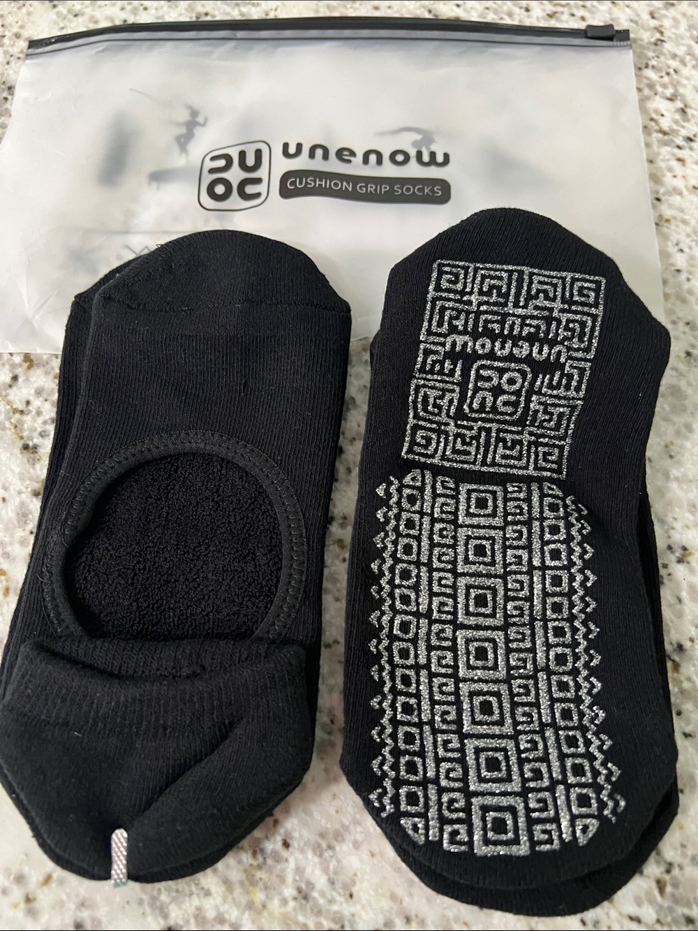 Black Women's Cushion Grip No-Show Socks